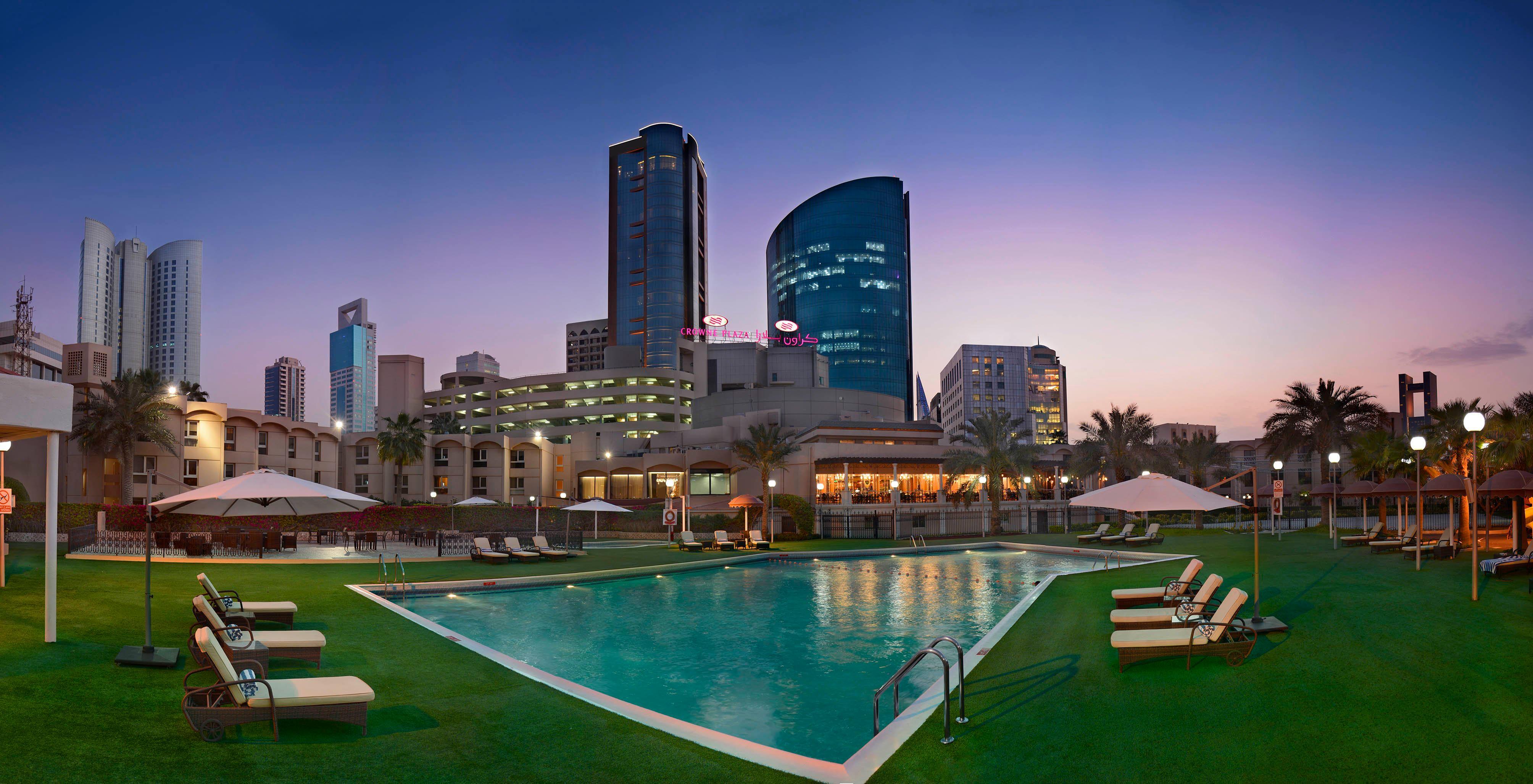 Crowne Plaza Bahrain, An Ihg Hotel Manama Exterior photo